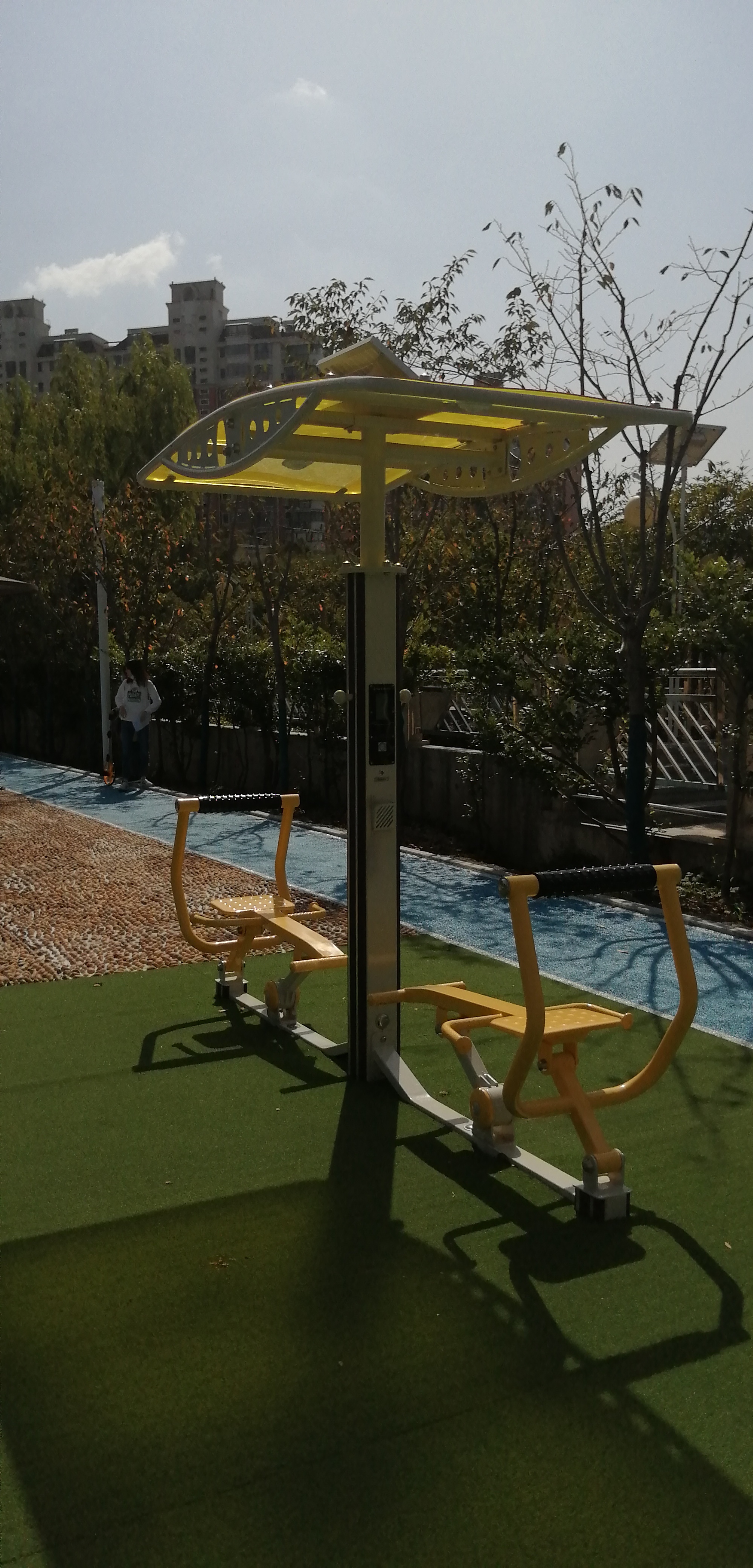 雙位智能背部按摩器