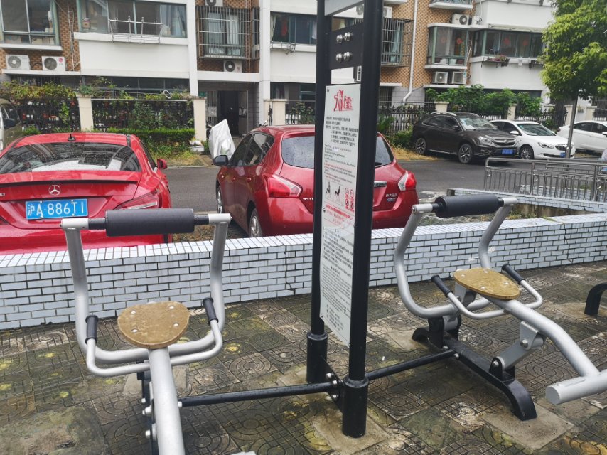 自重式提踵訓練器 自重式提踵訓練器