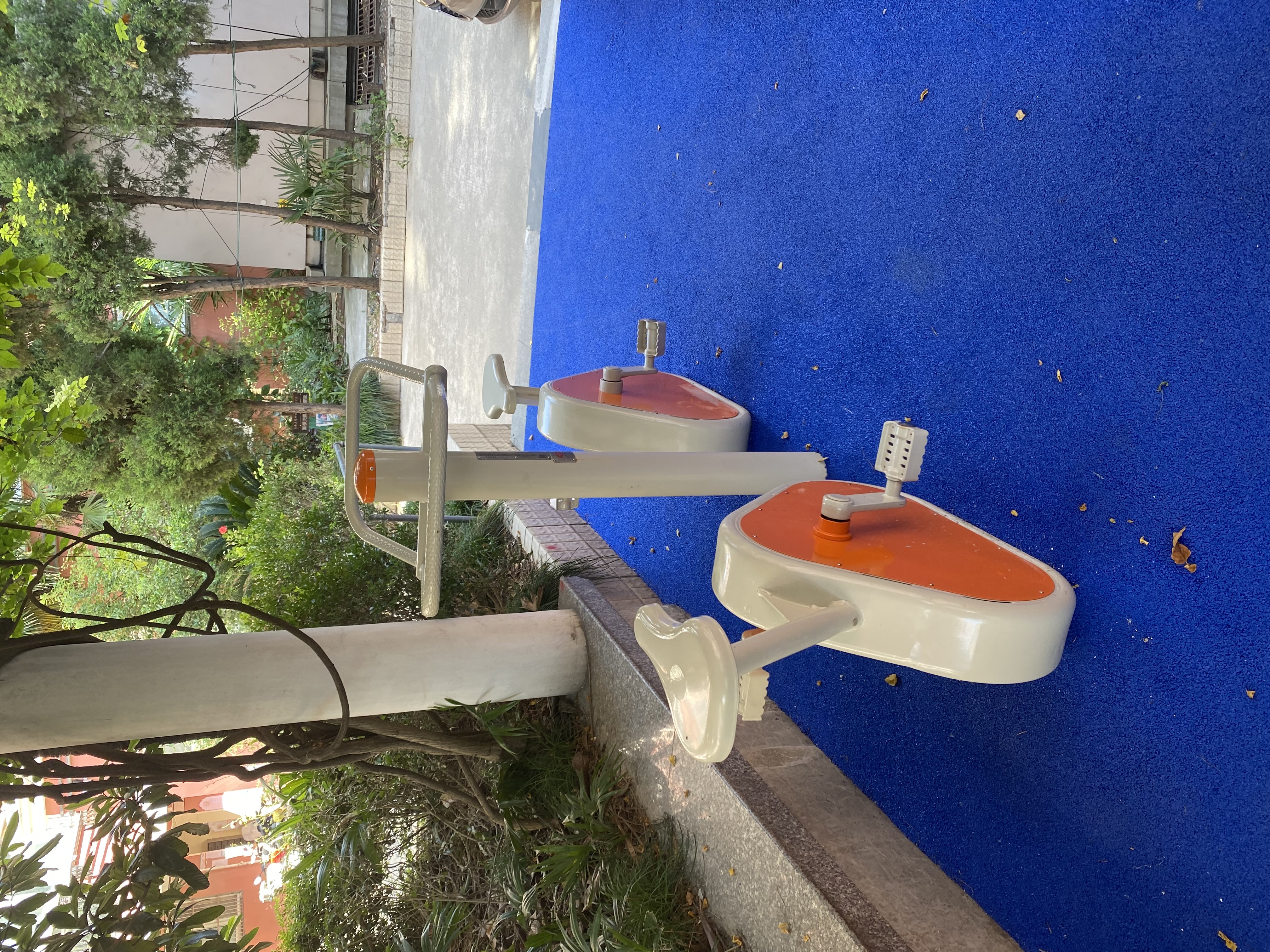 雙位健身車 雙位健身車