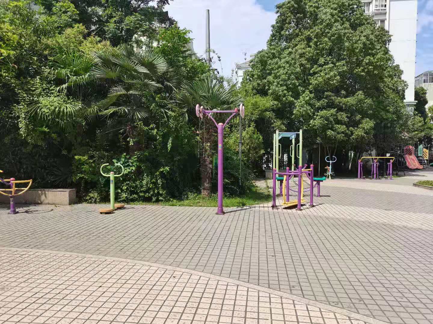 星惠小區(qū)健身點(diǎn)