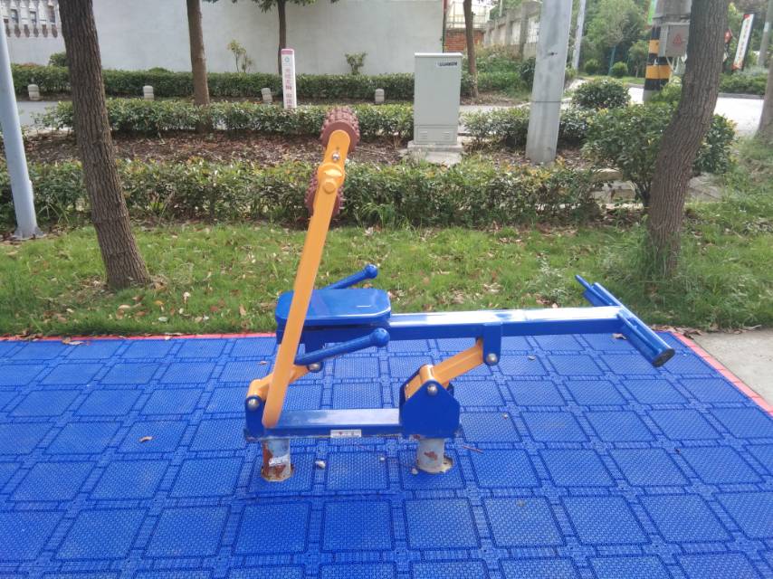 腹背屈伸/劃船訓(xùn)練器