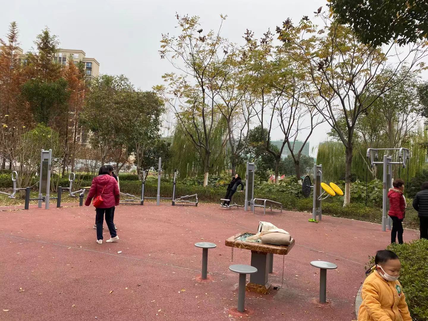 唐家浜綠地市民健身點(diǎn)