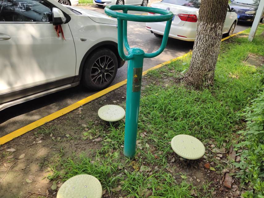 三人轉(zhuǎn)腰器