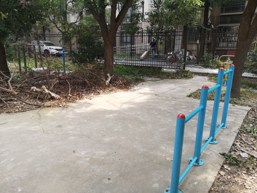 靜安區石門二路街道斯文里居委健身點（順德苑92號）