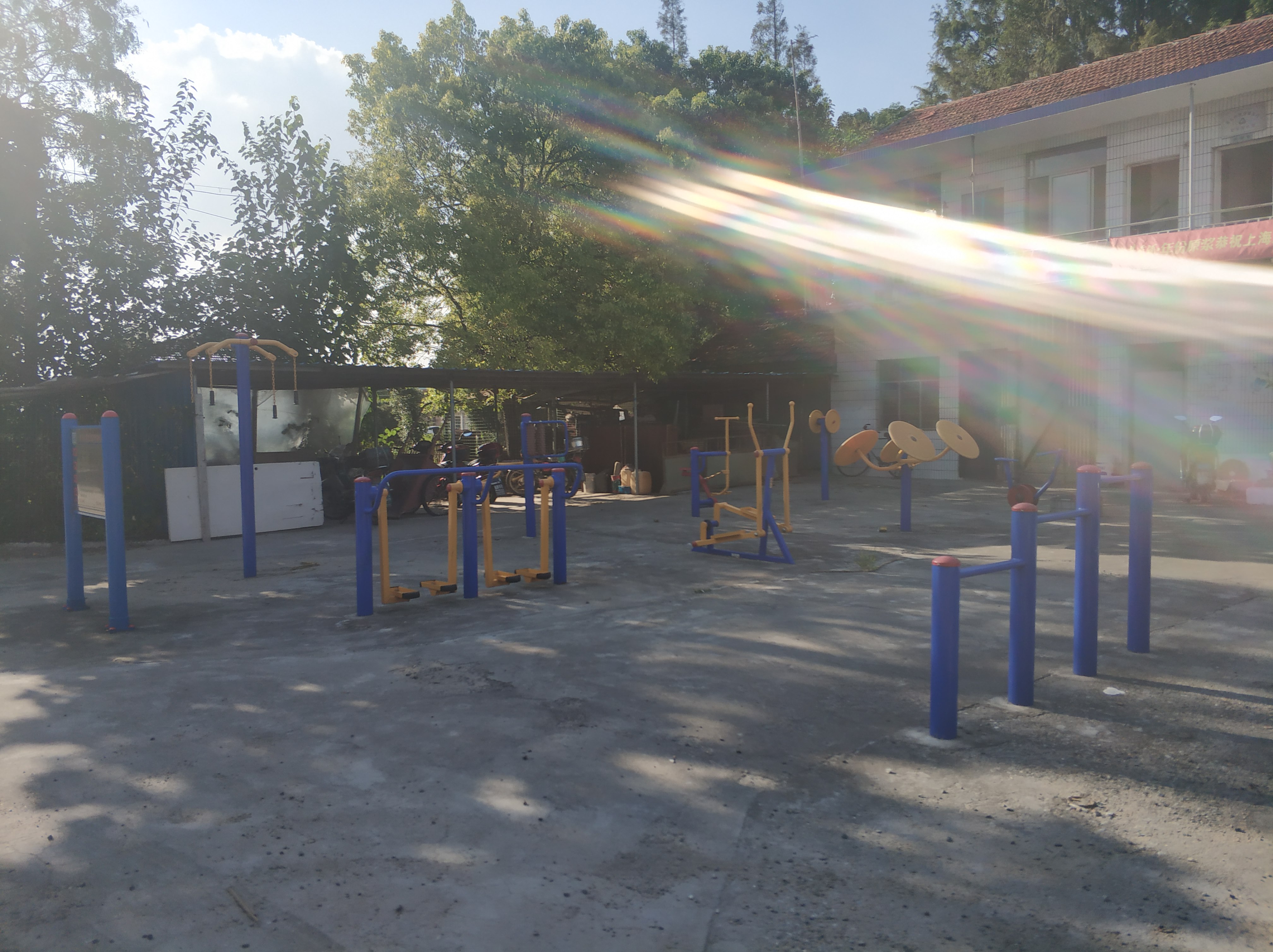 惠民居委健身苑點