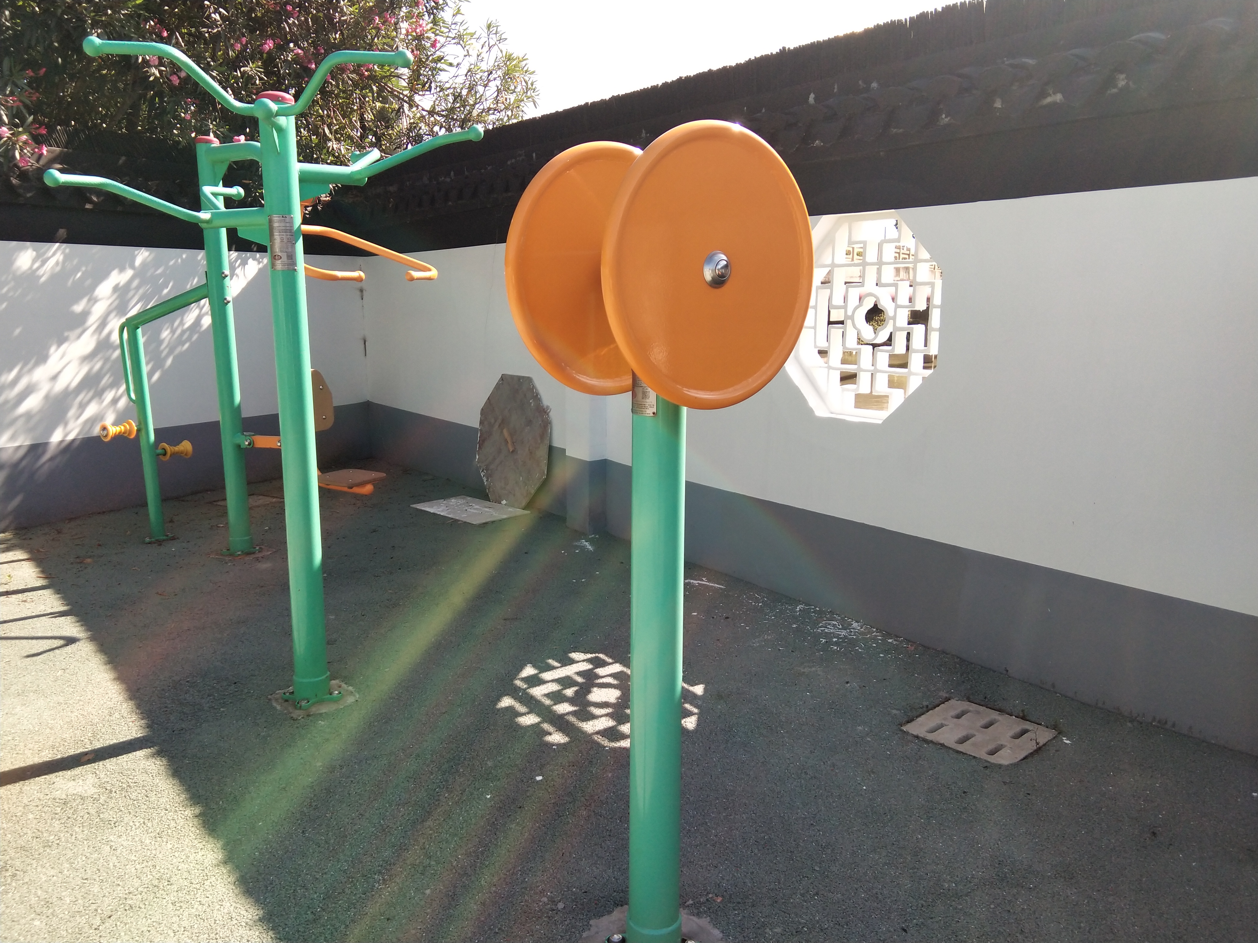 坐推訓練器 坐推訓練器