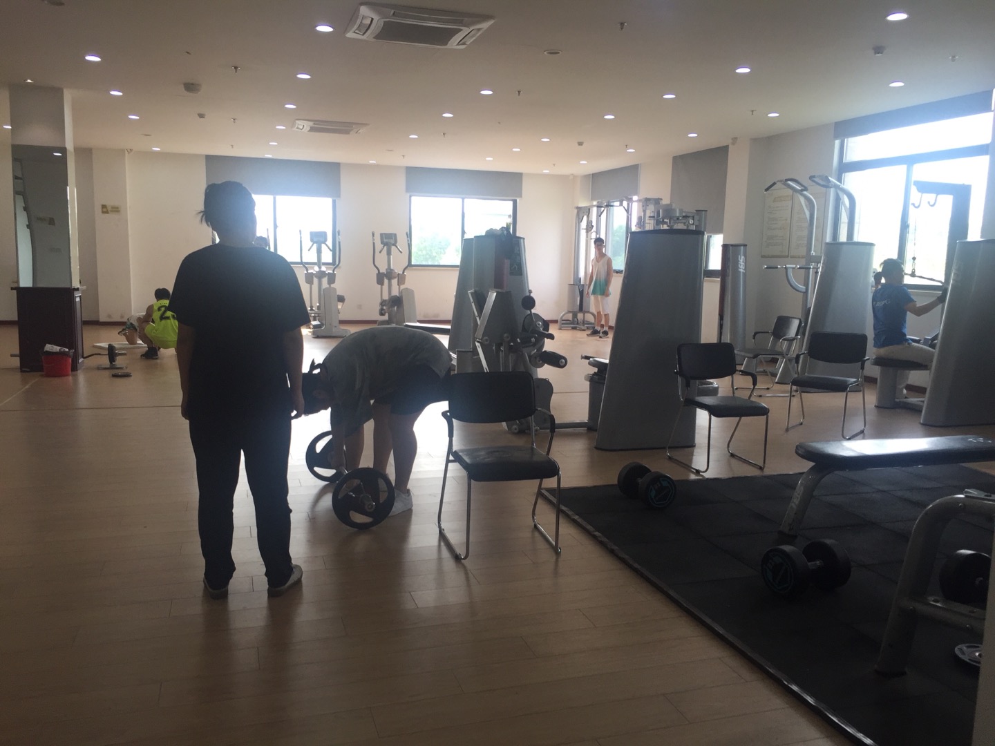 華亭鎮365百姓健身房