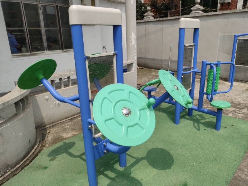 雙立柱太極揉推器 雙立柱太極揉推器