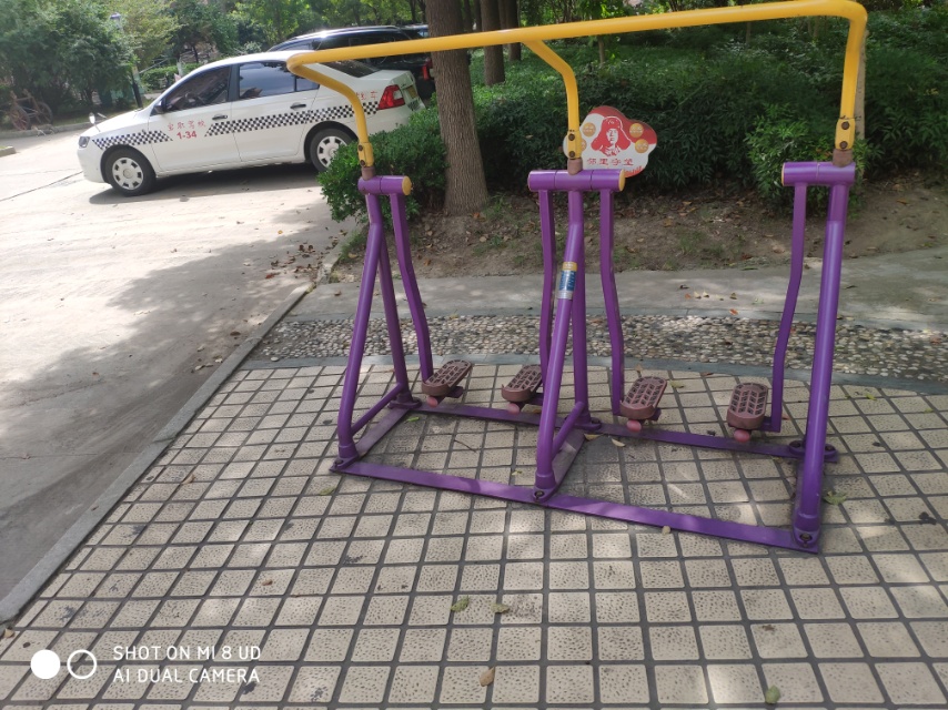 太空漫步器 太空漫步器