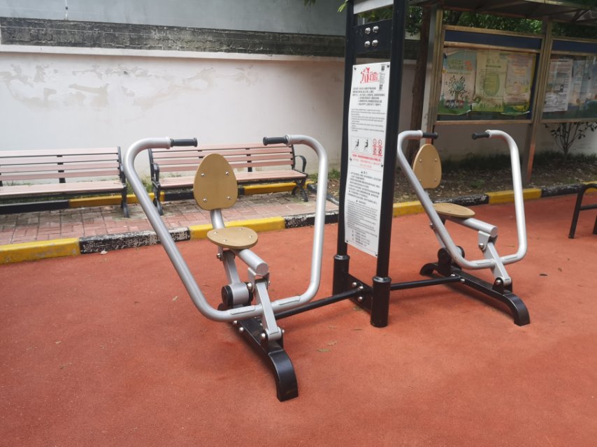 自重式平推訓練器