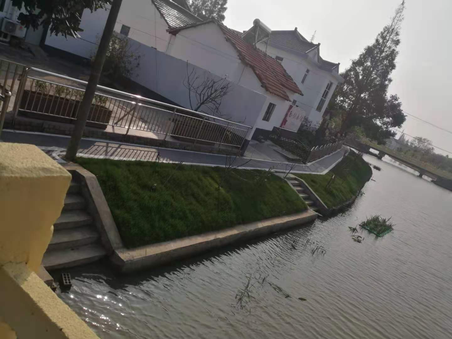 白鶴鎮紅旗村閘閬市民健身步道