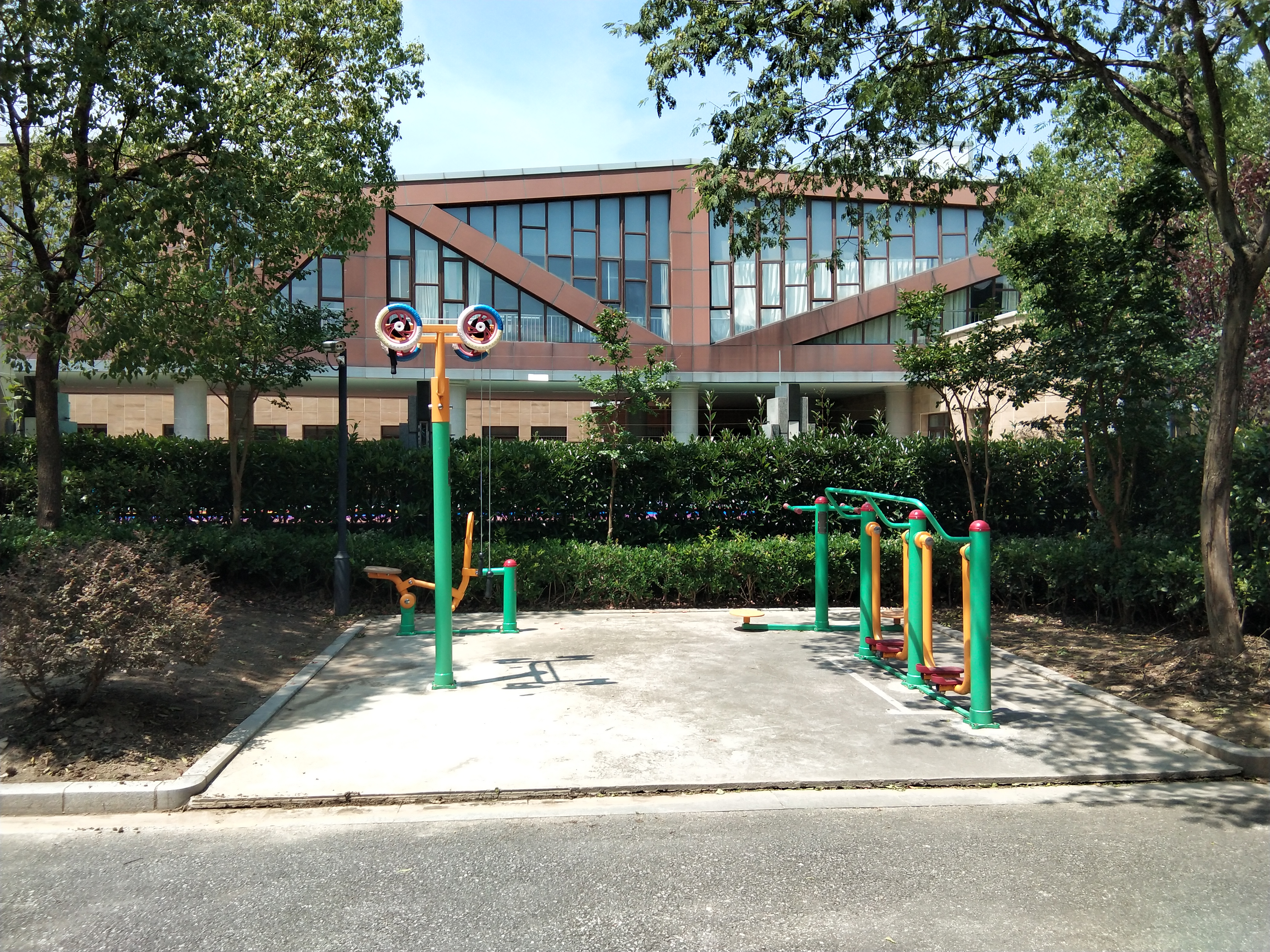 鄰里中心健身苑點