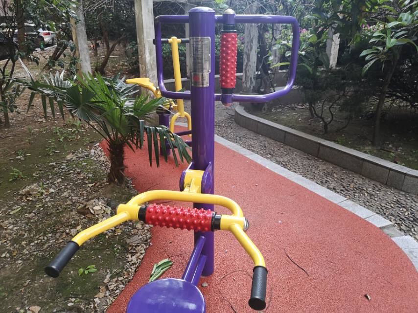 腰背按摩器 腰背按摩器