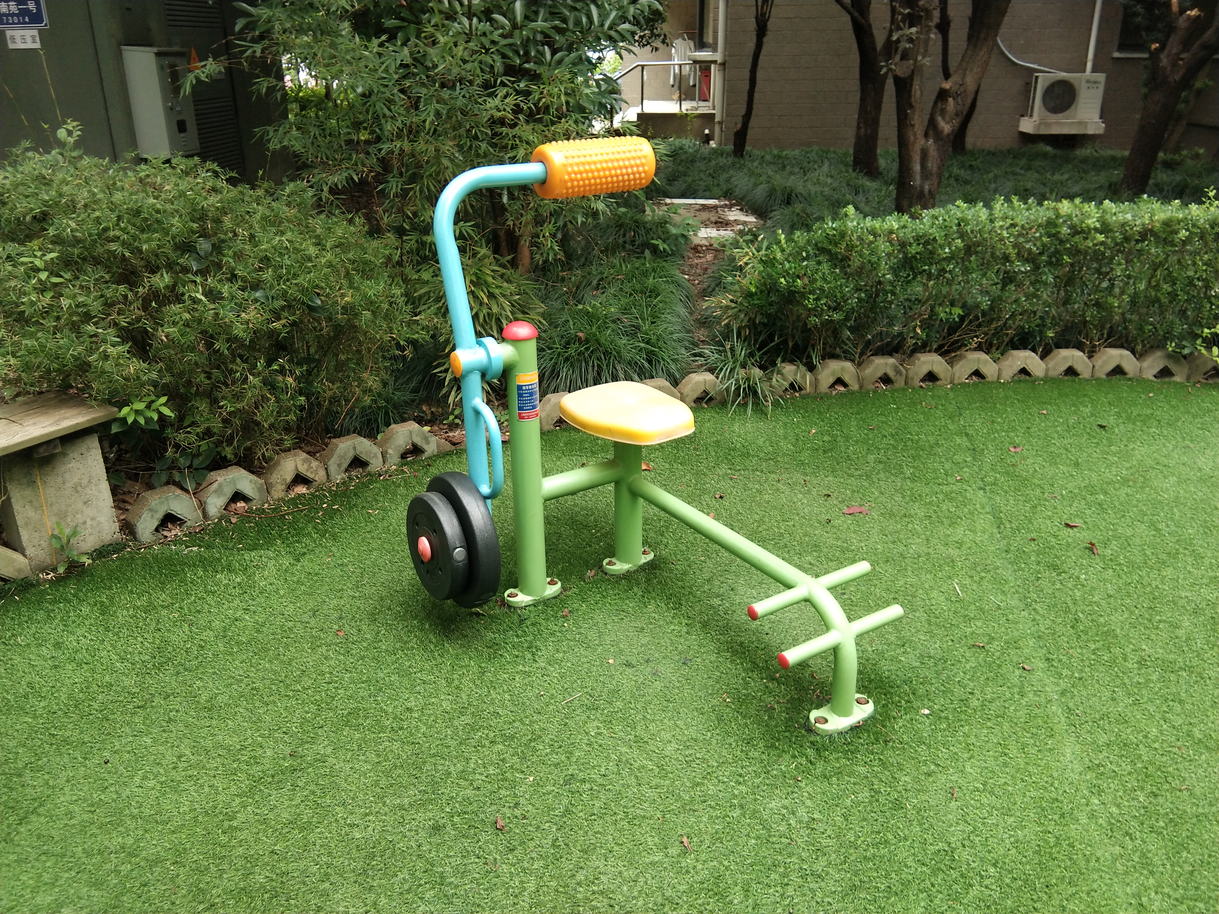 腹背鍛煉器 腹背鍛煉器