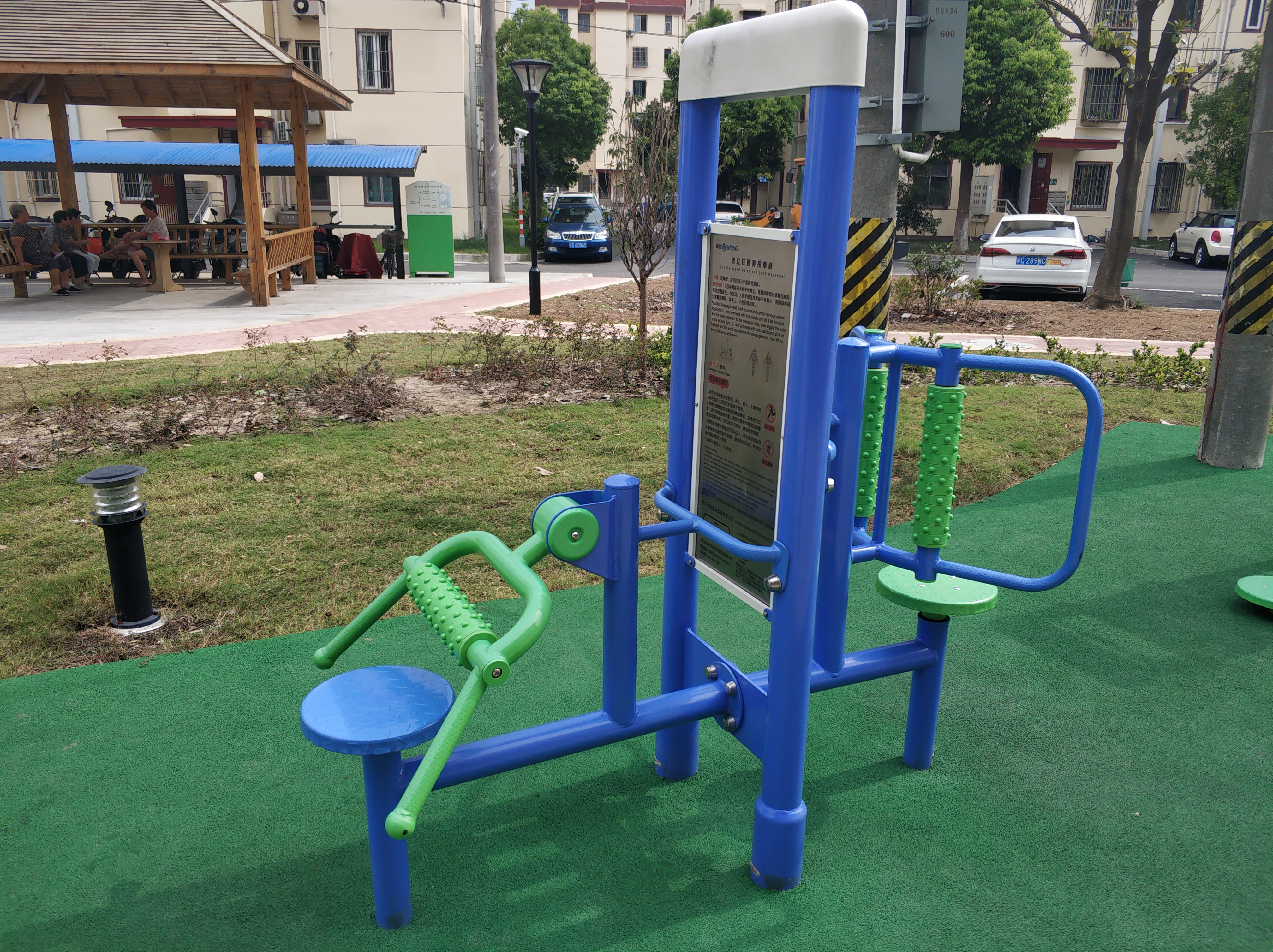 雙立柱腰背按摩器 雙立柱腰背按摩器