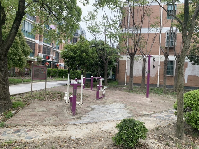 天山怡景苑健身點