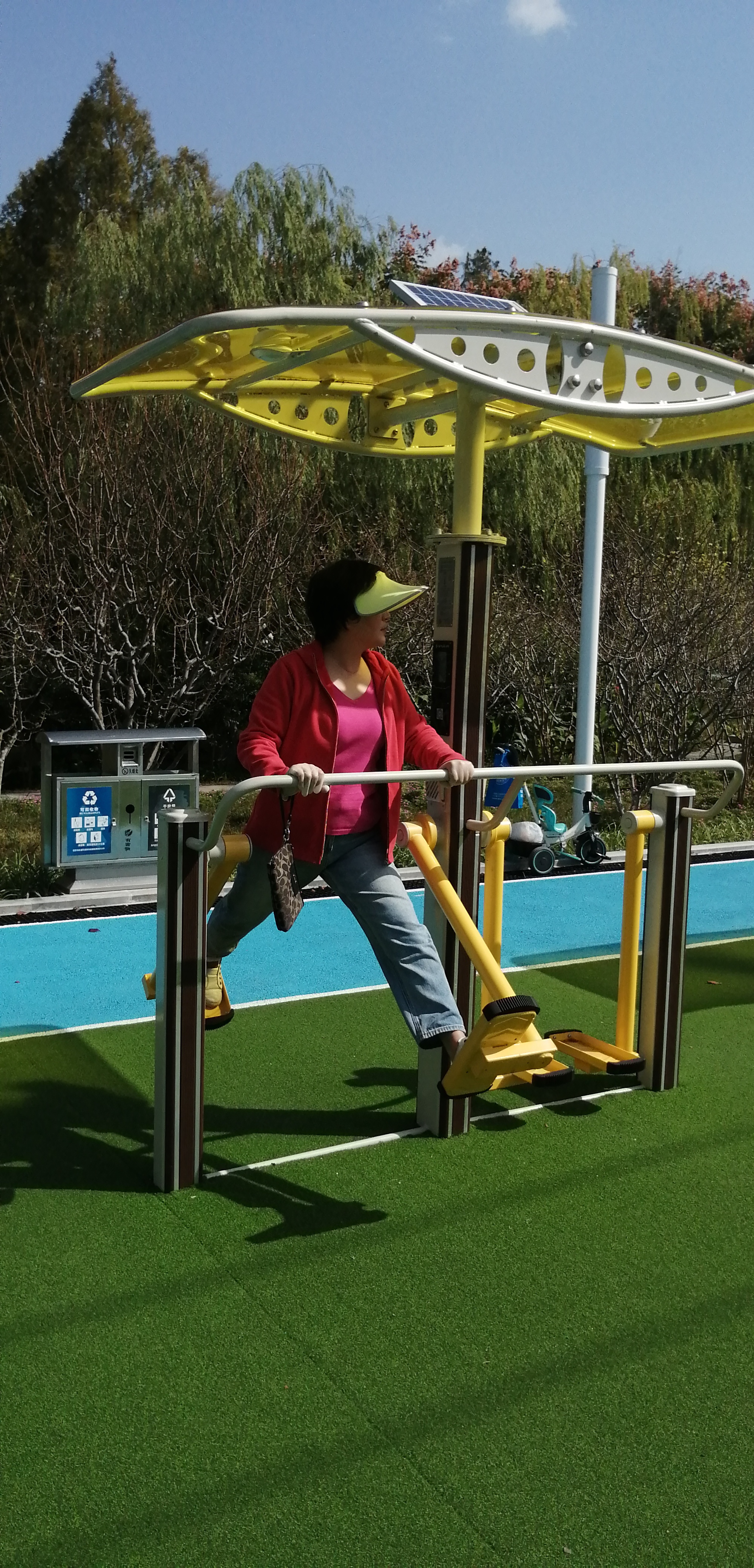 雙位智能橢圓漫步機