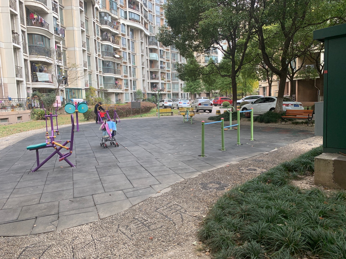 松江區(qū)佘山鎮(zhèn)橫山1號(hào)市民益智健身點(diǎn)