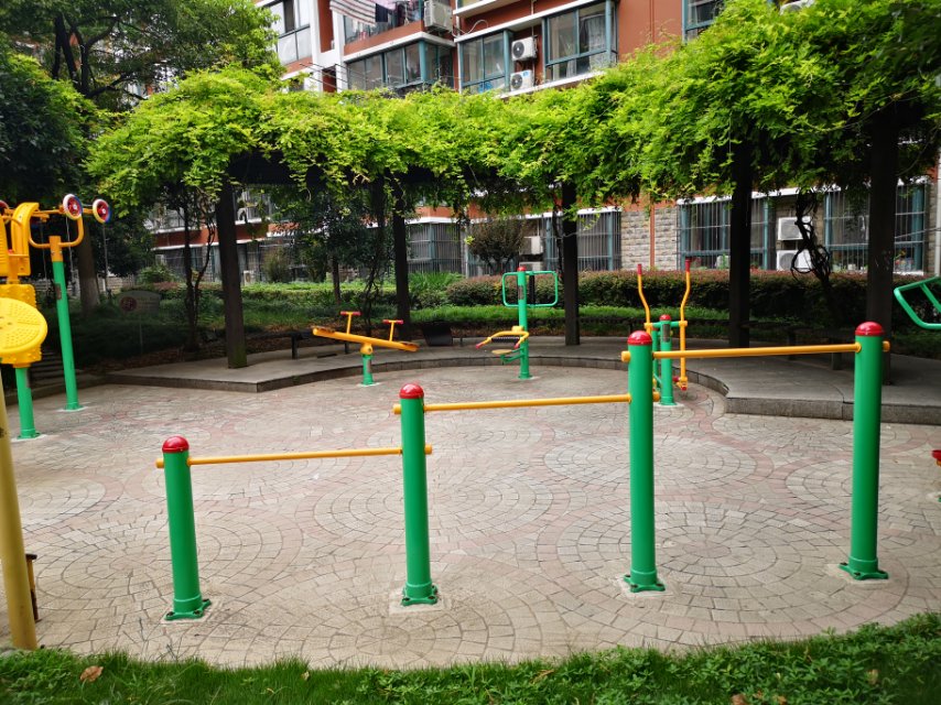 航華四村二居委健身苑點(diǎn)D