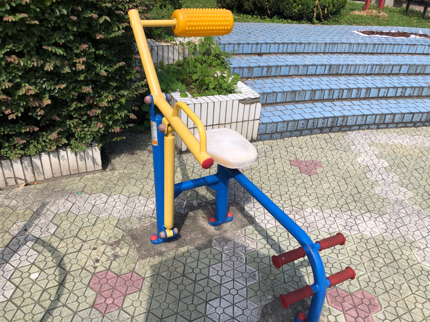 腹背鍛煉器 腹背鍛煉器