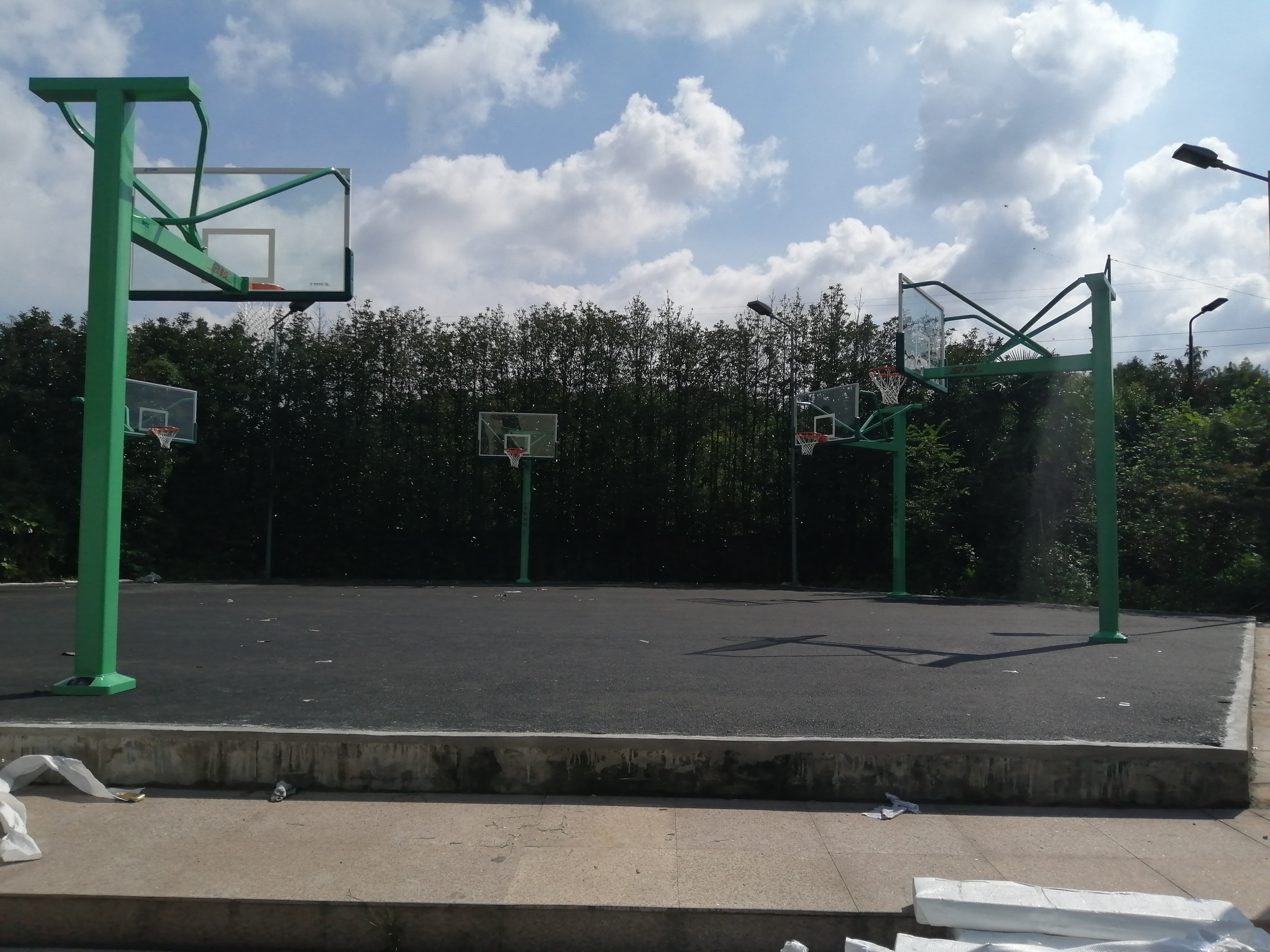 白城路公共綠地運動場