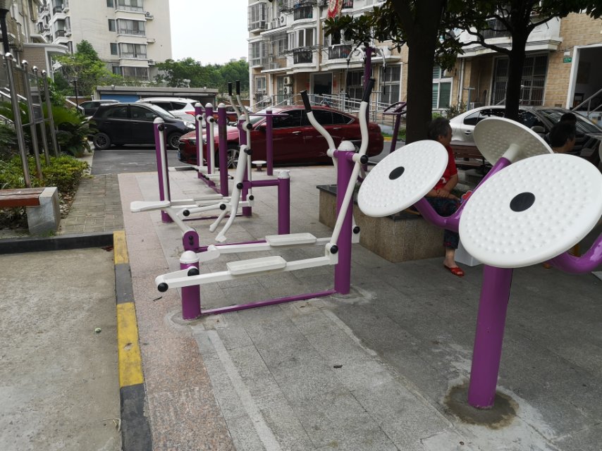 寶秀路居委健身點B