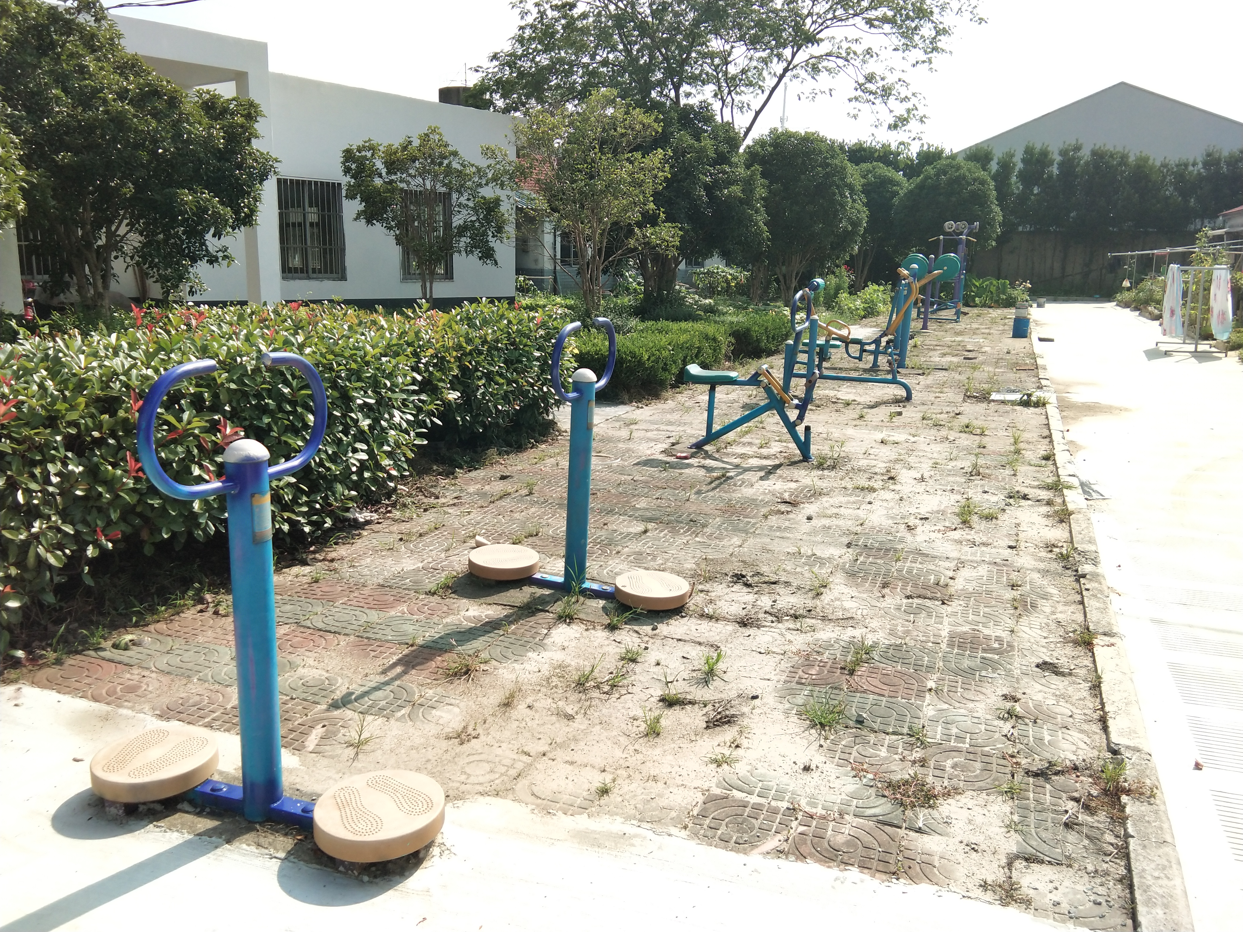 奉城鎮久久公寓市民益智健身苑點