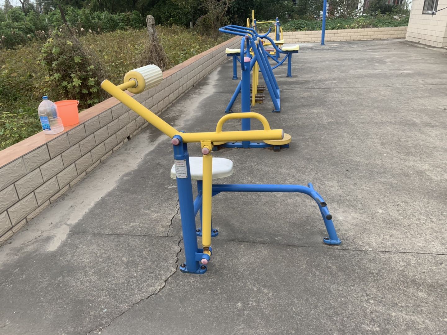 腹背鍛煉器 腹背鍛煉器