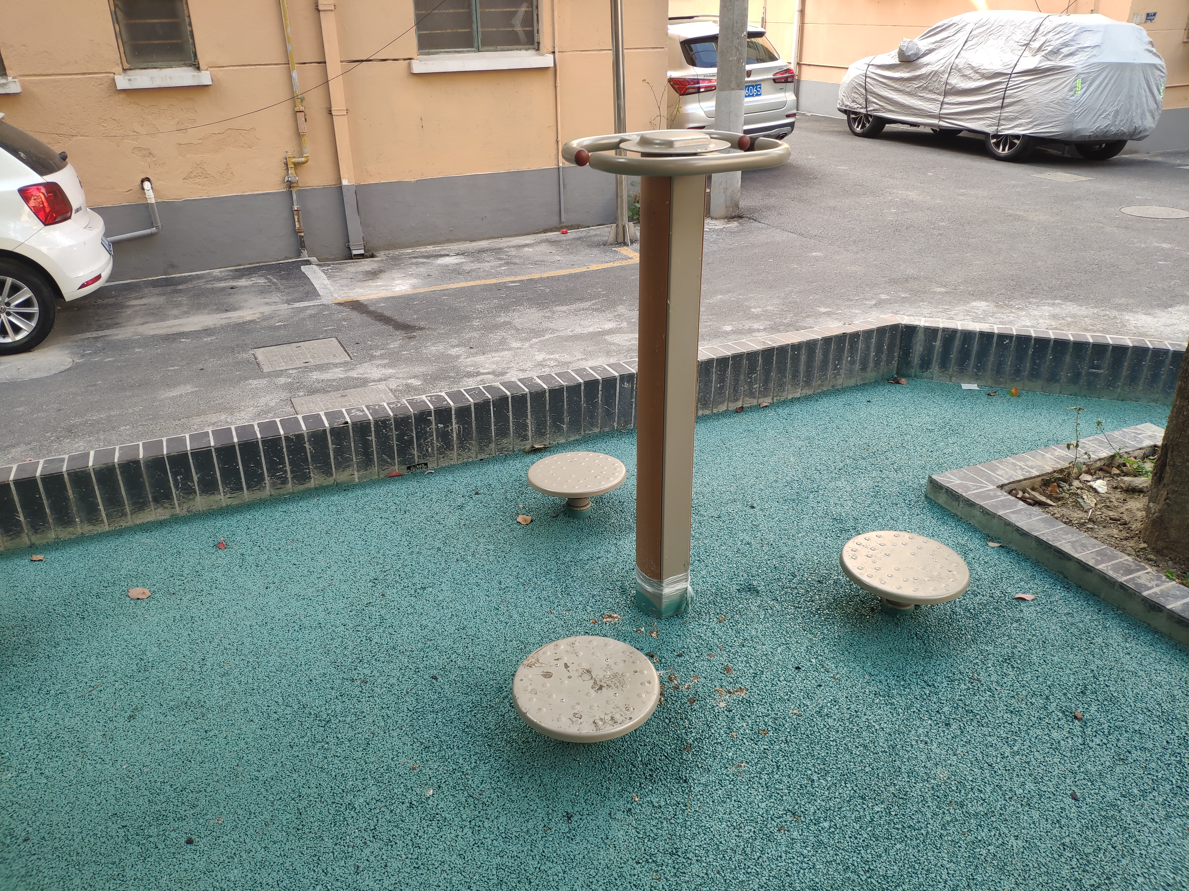 三位扭腰器 三位扭腰器