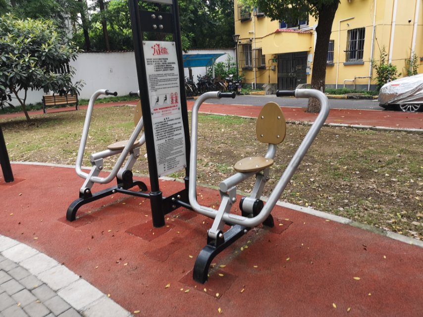 自重式平推訓練器