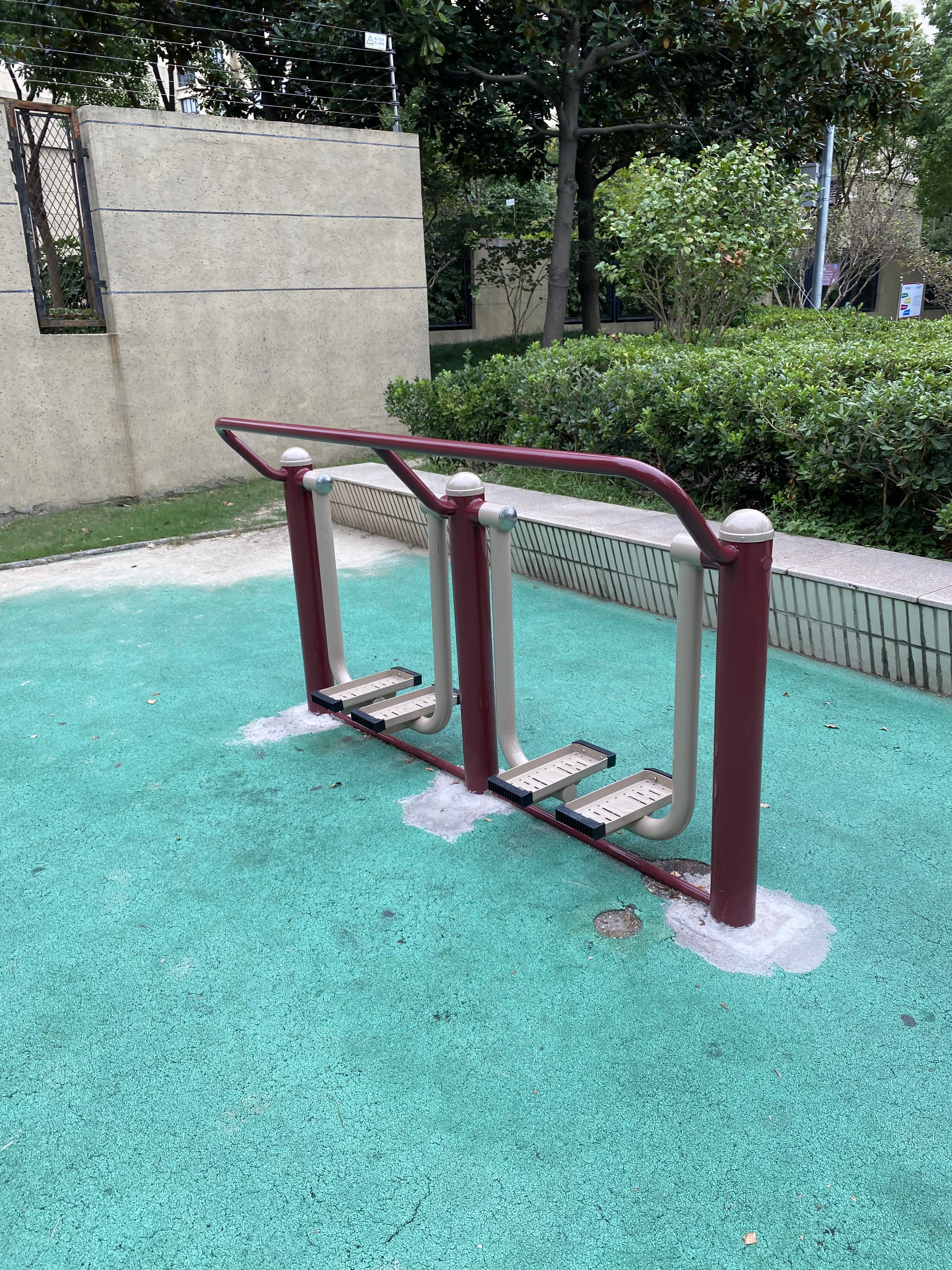 二位太空漫步機