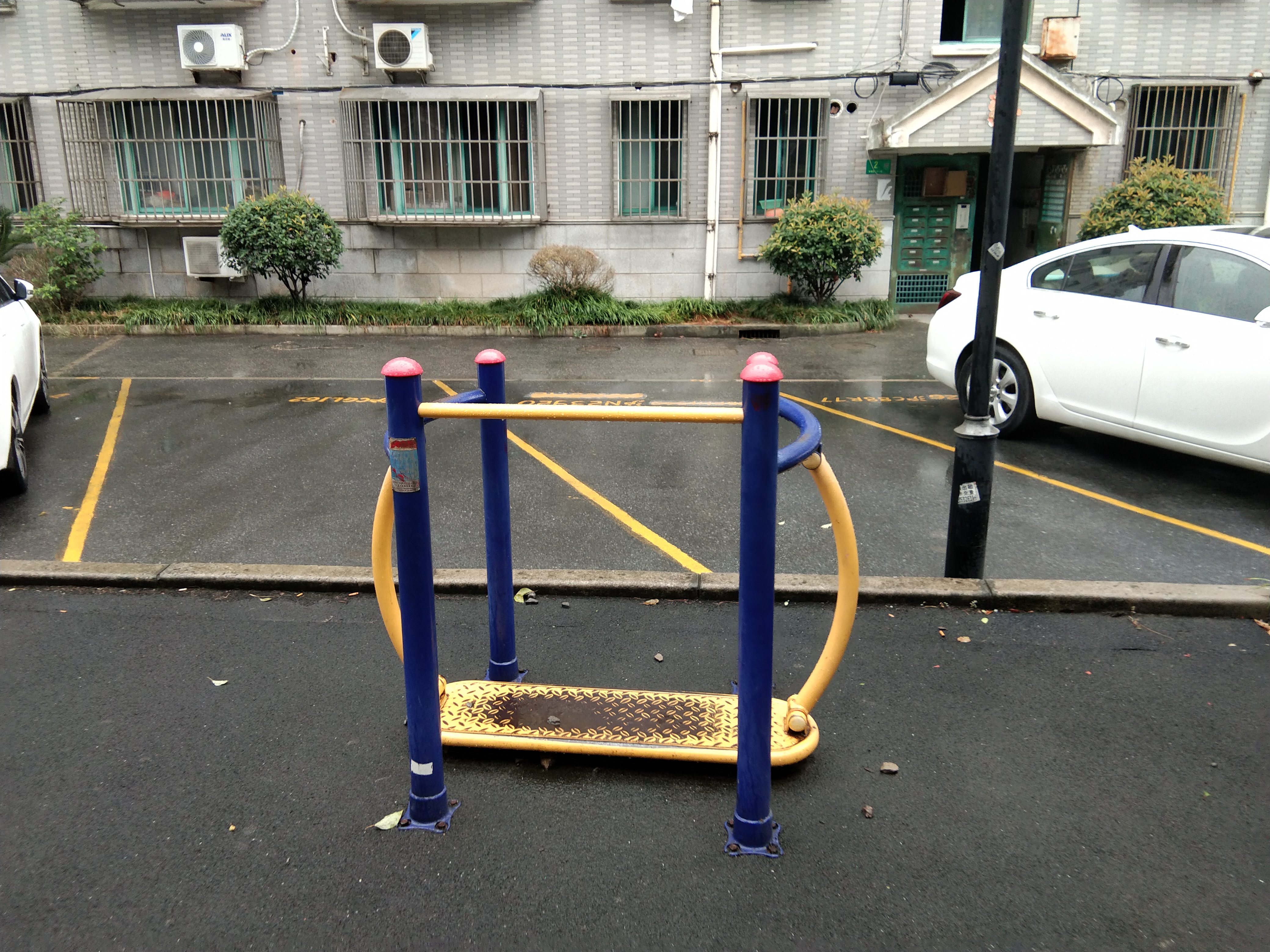 晃板健身器 晃板健身器