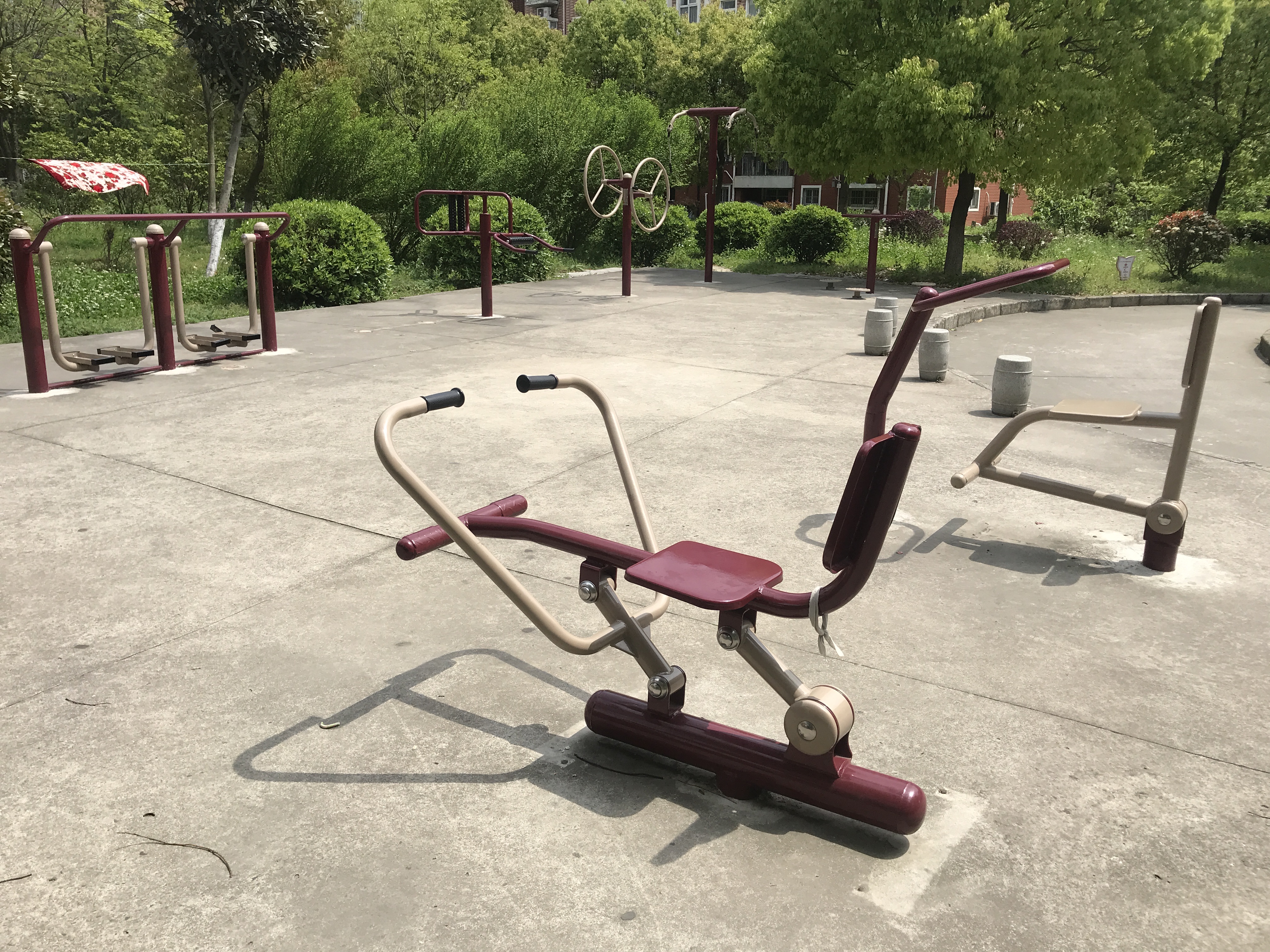 水清路報春路口報春中學旁邊