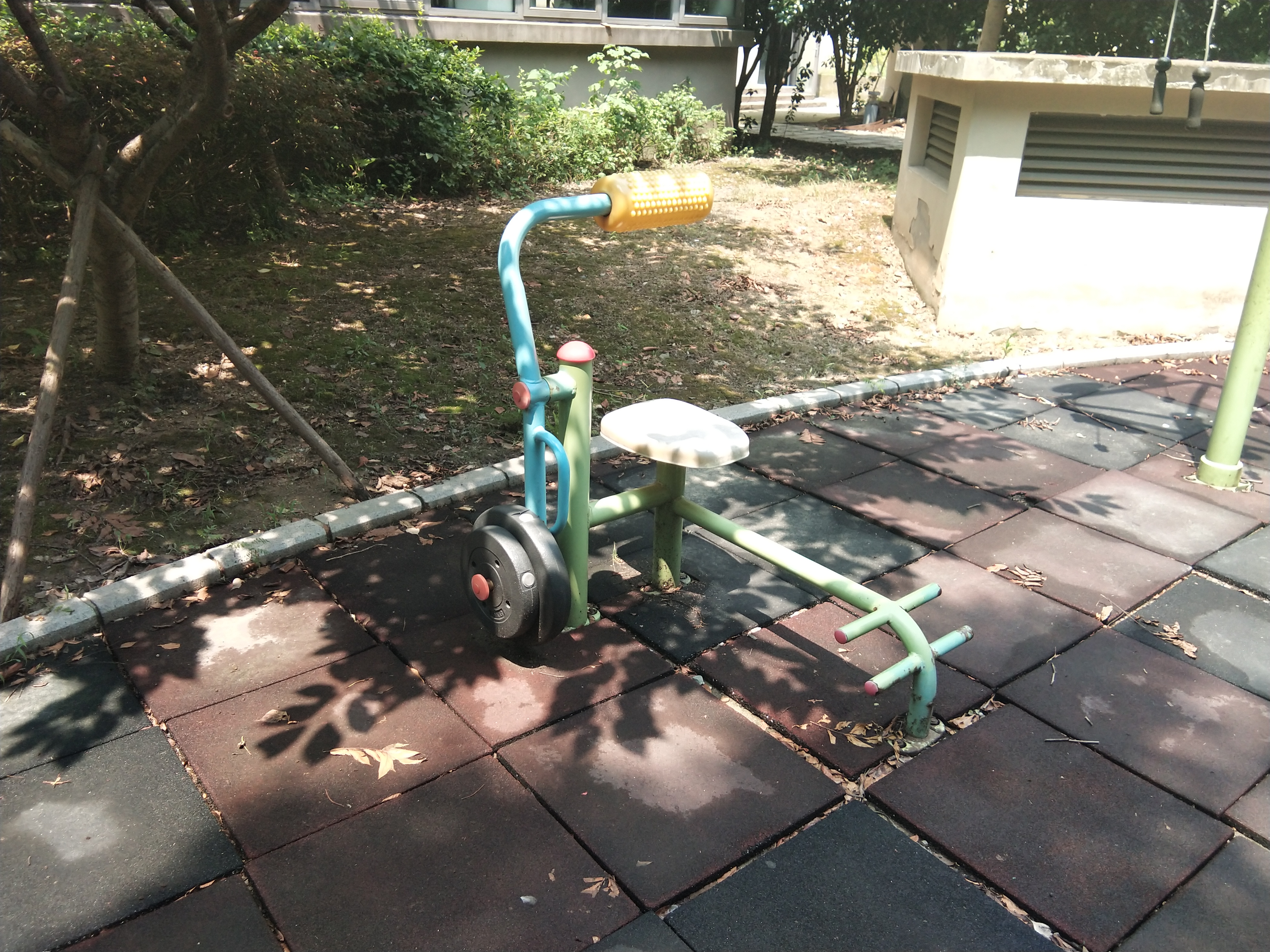 腹背鍛煉器 腹背鍛煉器