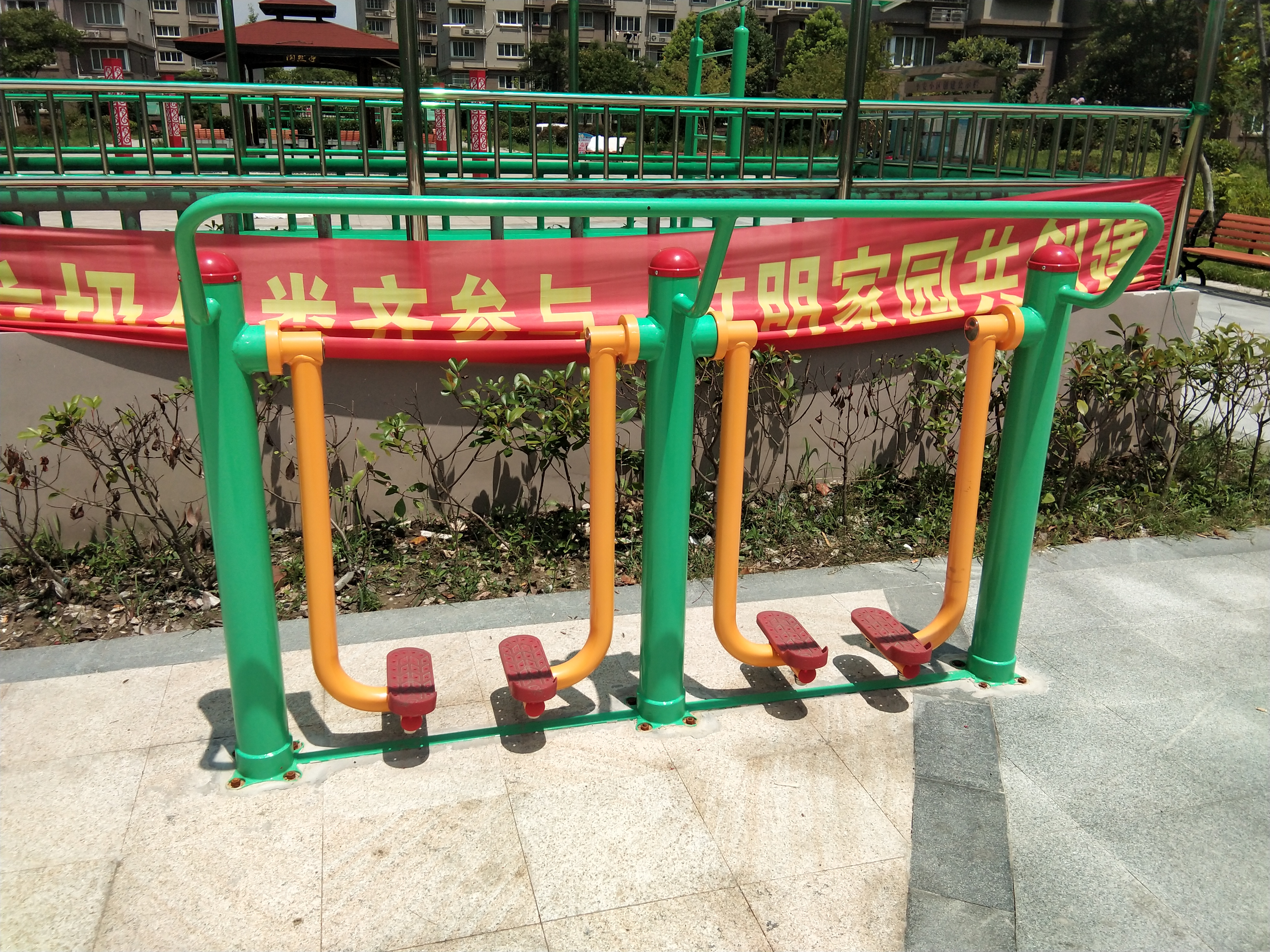 兩聯(lián)漫步機(jī)