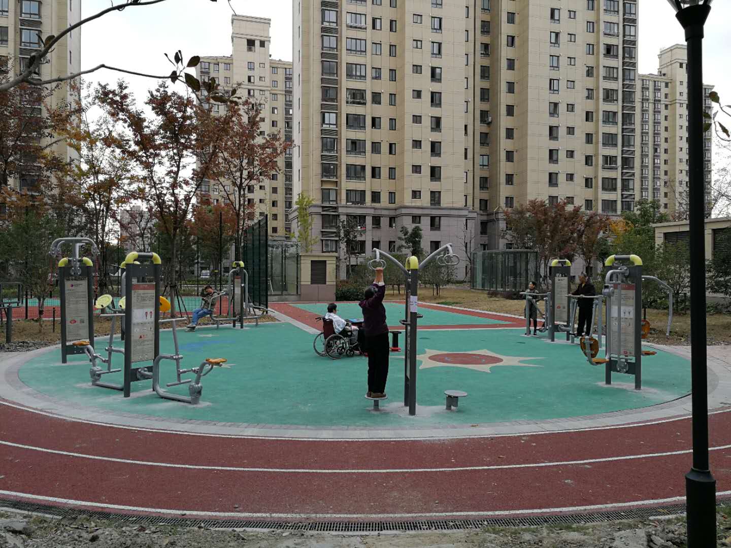 金海街道金水麗苑健身點