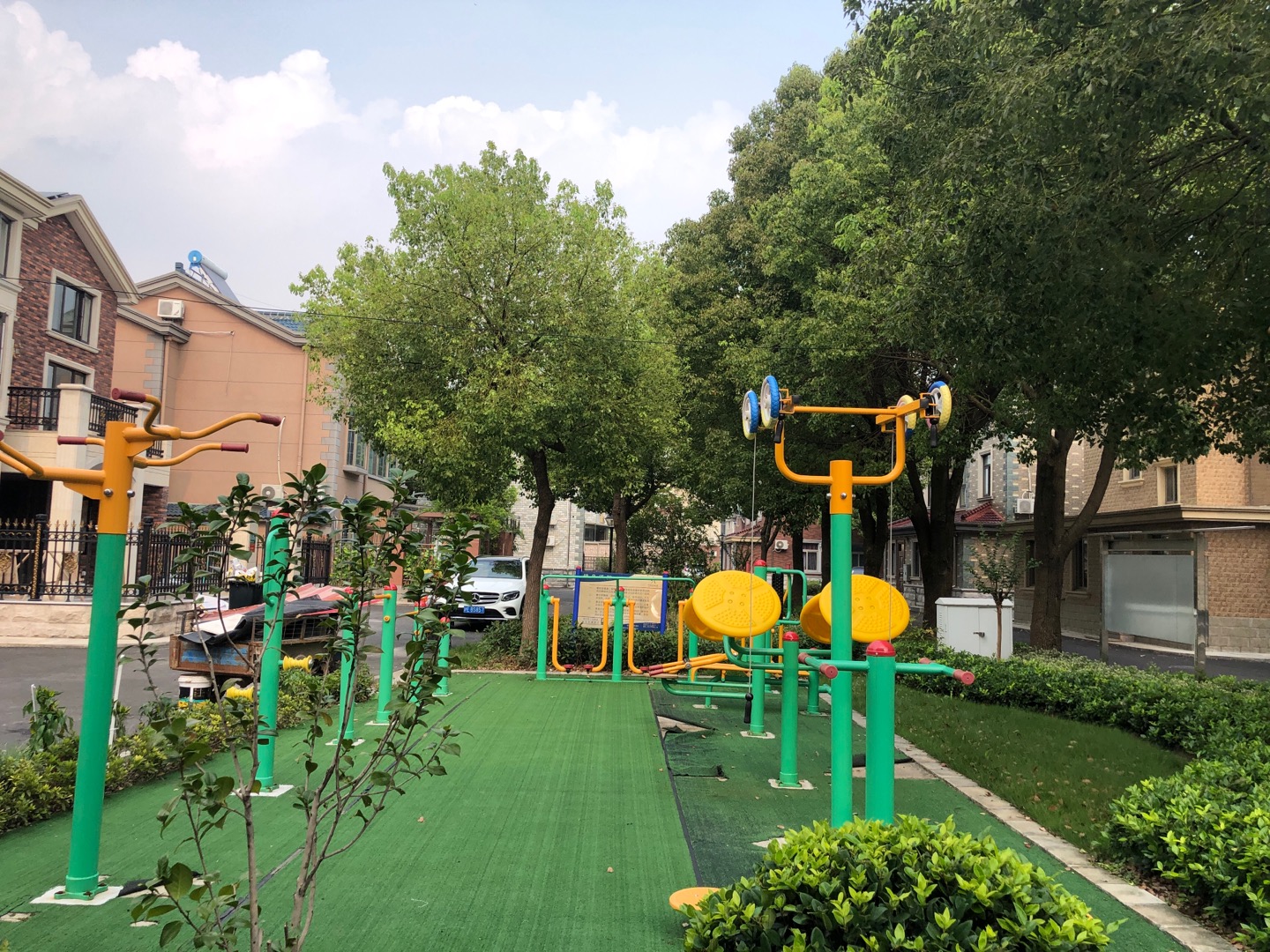 旗忠村F健身苑點