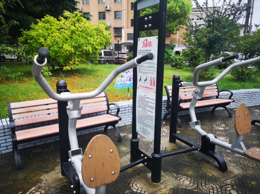 自重式高拉訓練器 自重式高拉訓練器