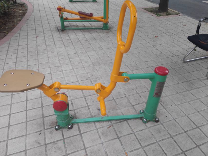 騎馬機(jī) 騎馬機(jī)