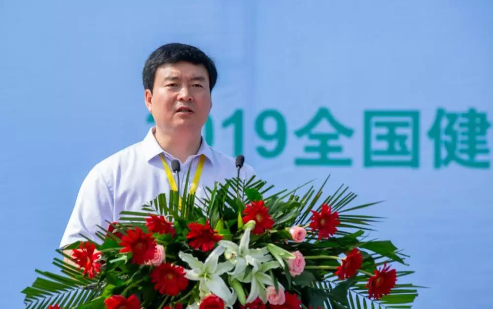 運(yùn)動(dòng)場(chǎng)