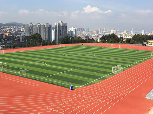 云南玉溪師院附中（全國足球特色學校）