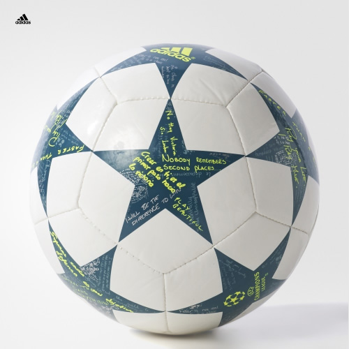 阿迪達斯AP0380足球