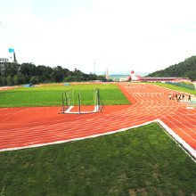 環保田徑塑膠跑道施工工程河北石家莊橡膠跑道面層修補