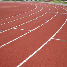 學校跑道體育館室外硅PU材料塑膠跑道施工，硅PU塑膠籃球場造價