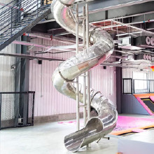 不銹鋼滑梯廠家滑梯組合大型滑梯旋轉(zhuǎn)滑梯高空螺旋滑梯龍旋風滑梯個性定制