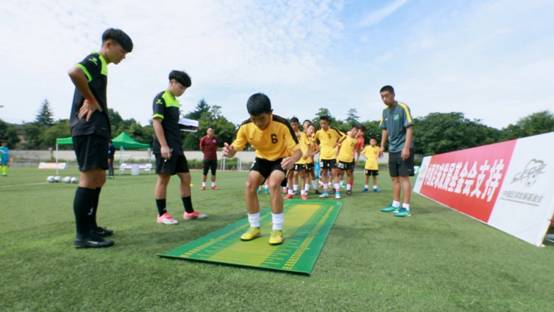 運(yùn)動(dòng)場